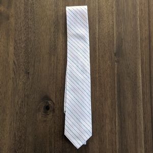 Men's Necktie Van Heusen White Argyle w/ red and grey